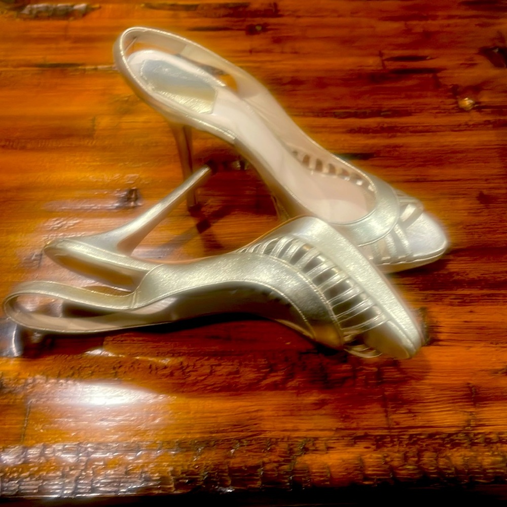 Christian Dior Whisper Slingback Heels - Picture 3 of 6